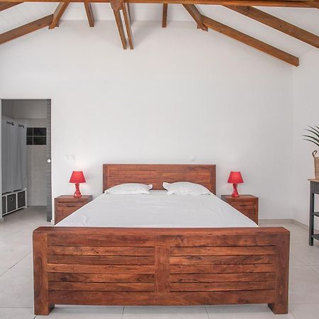 Bungalow Pom 1, Piscine, A 5 Min Des Plages Le Vauclin Ngoại thất bức ảnh