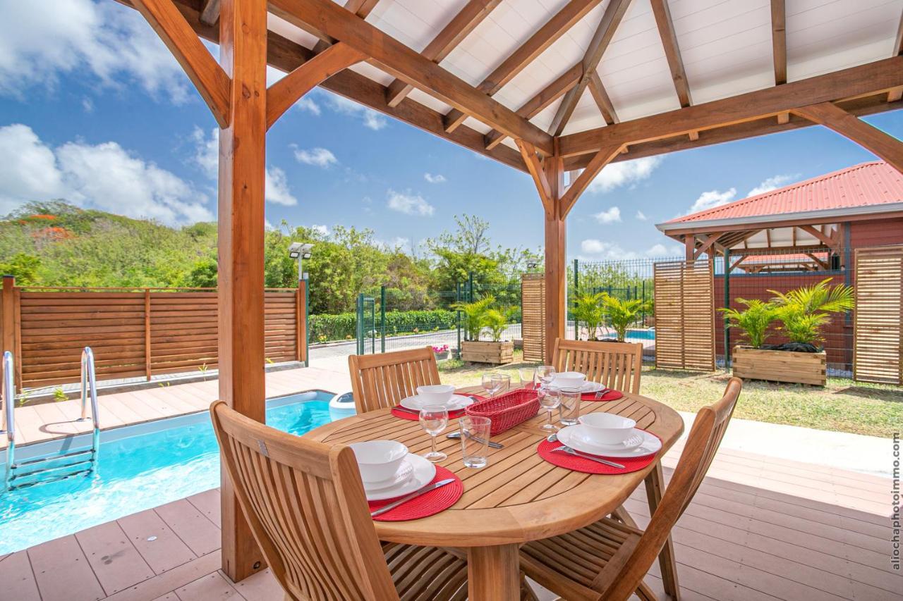 Bungalow Pom 1, Piscine, A 5 Min Des Plages Le Vauclin Ngoại thất bức ảnh