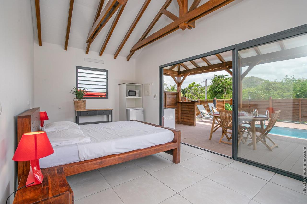 Bungalow Pom 1, Piscine, A 5 Min Des Plages Le Vauclin Ngoại thất bức ảnh